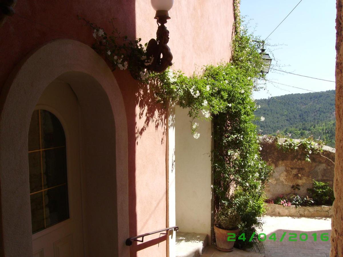 Bed and Breakfast La Cle Des Songes Claviers Экстерьер фото